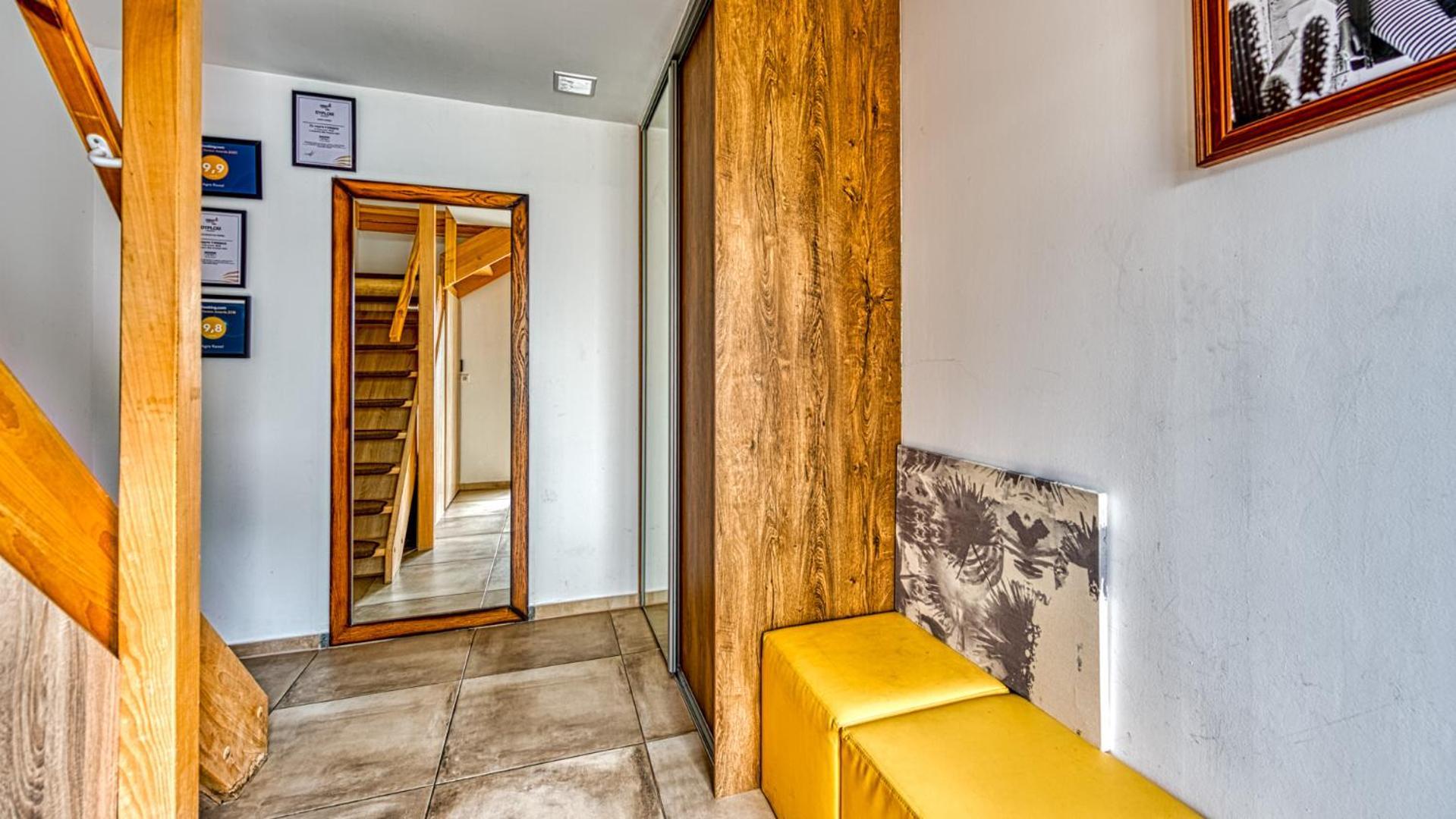 Izerska Baza - Basen, Ebike, Narty, Sauna, Jacuzzi, Las Blisko Swieradow Zdroj - 5D Apartamenty Giebultow  Экстерьер фото